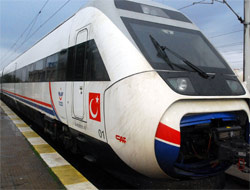 Hızlı tren ilk seferine çıkıyor