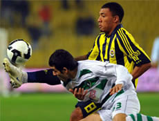 Carlos attı Fener yattı